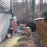 Ruhig Und Spartanisch Wohnen In 2 * 리첸발드