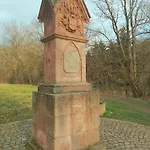 Ruhig Und Spartanisch Wohnen In 2 롯지 리첸발드
