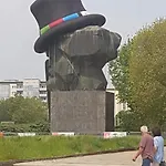 Ruhig Und Spartanisch Wohnen In 2 *
