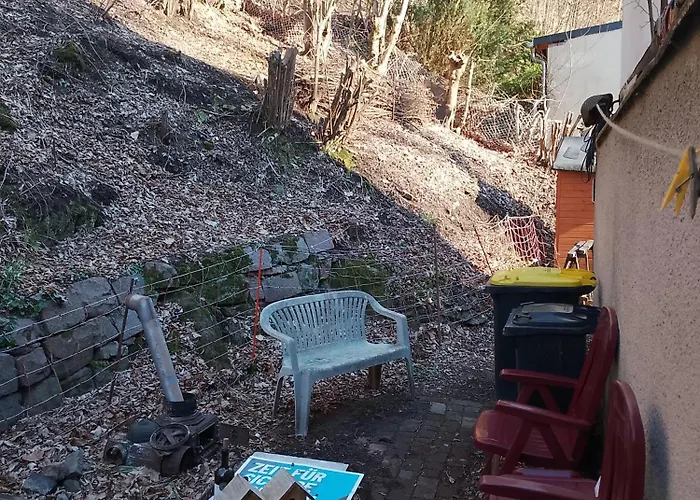 Ruhig Und Spartanisch Wohnen In 2