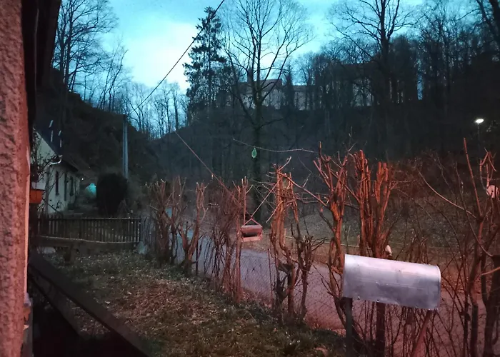 Ruhig Und Spartanisch Wohnen In 2